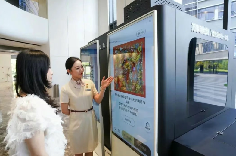 出海、AI、國(guó)潮齊發(fā)力，絲綢行業(yè)正悄悄變天？